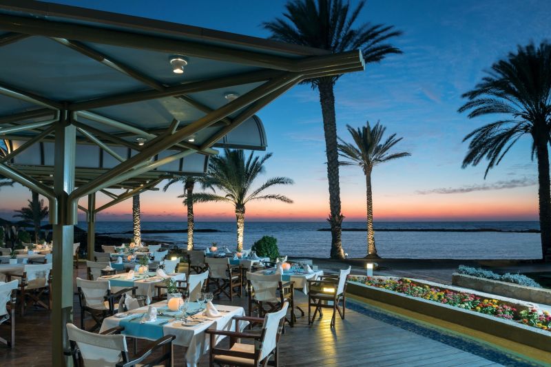 12-pioneer-beach-hotel-thalassa-mediterranean-restaurant_resized